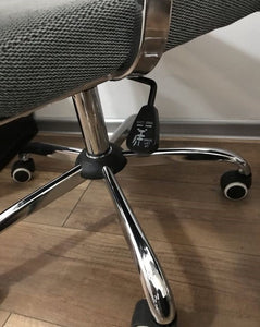Kancelářská židle AVIDA 
